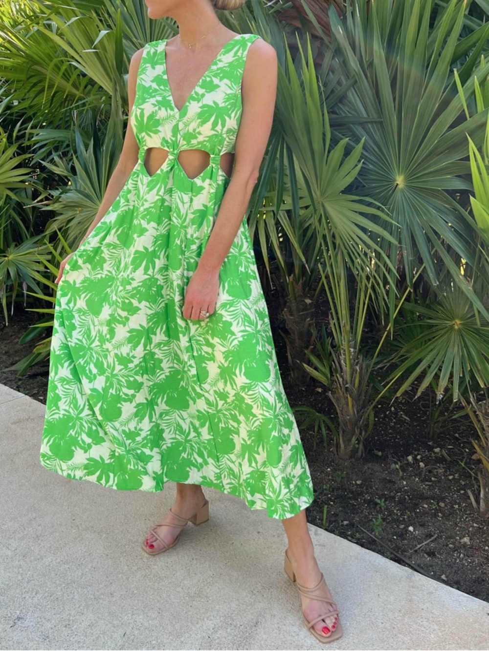 Vestique Green Palm-Print Cutout Midi Dress Size M